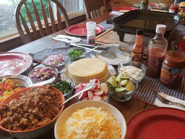 https://grammiechats.com/wp-content/uploads/2018/08/Taco-table-set-600x450.jpg