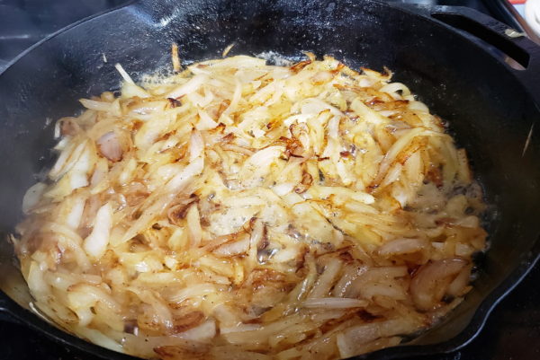 Picture of Slivered Onions caramelizing.